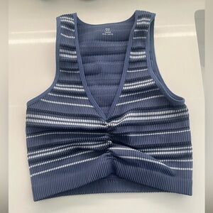 Like New- Aerie compression crop top - Medium